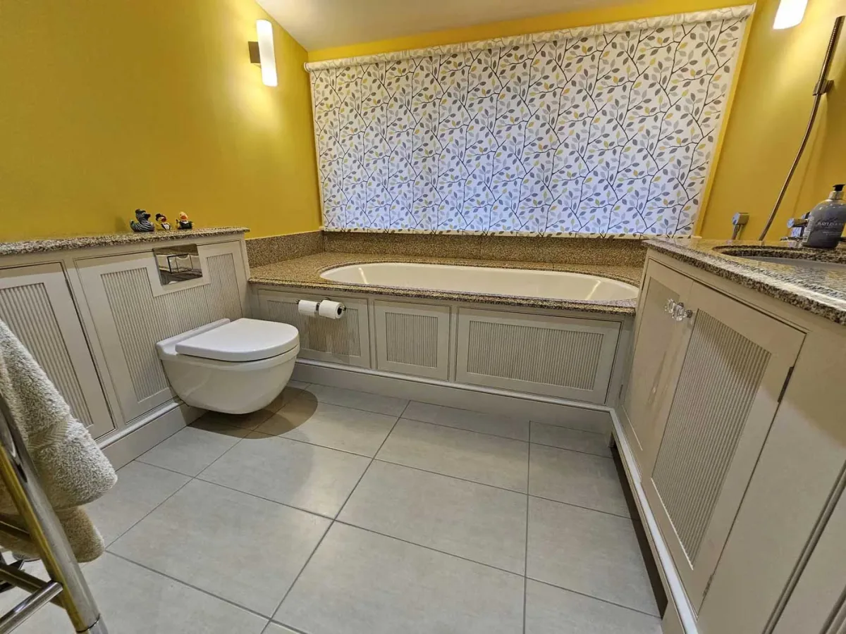 Reeded Shaker Bathroom — Private