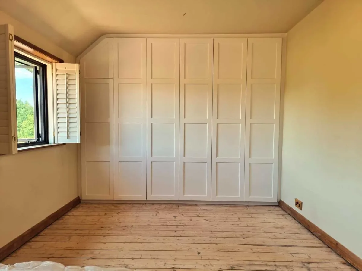 Shaker Wardrobe — Uckfield