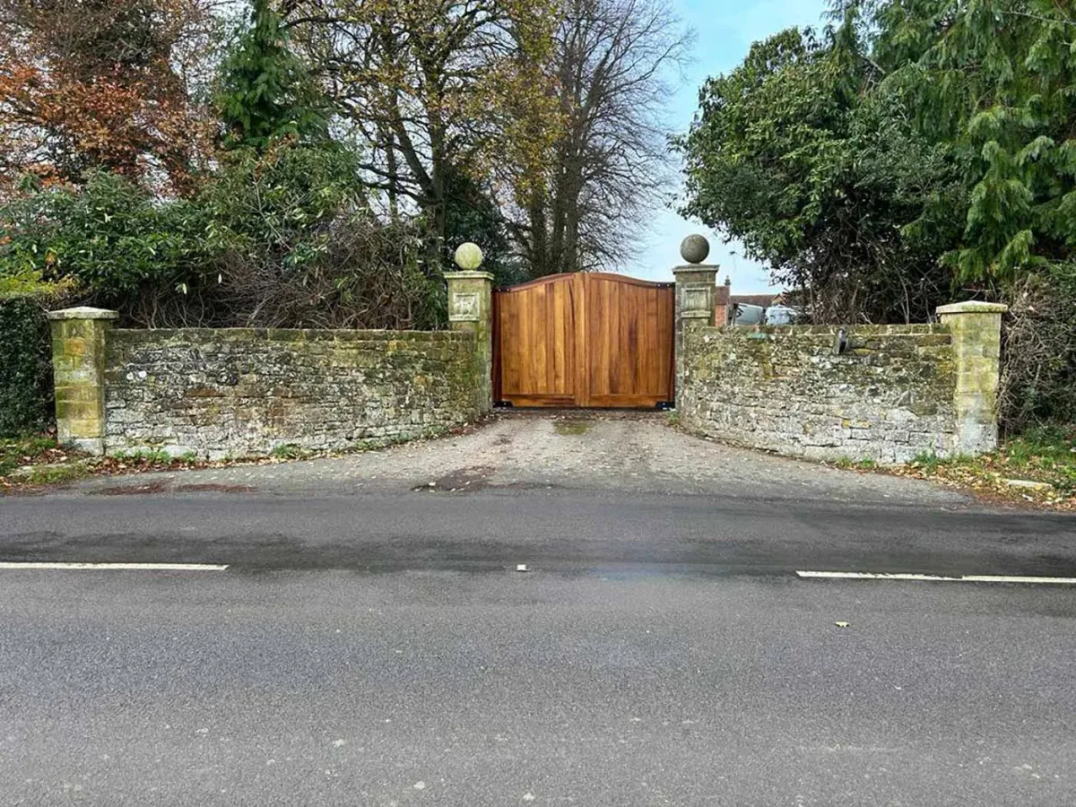 Iroko Entrance Gates — Burwash Common